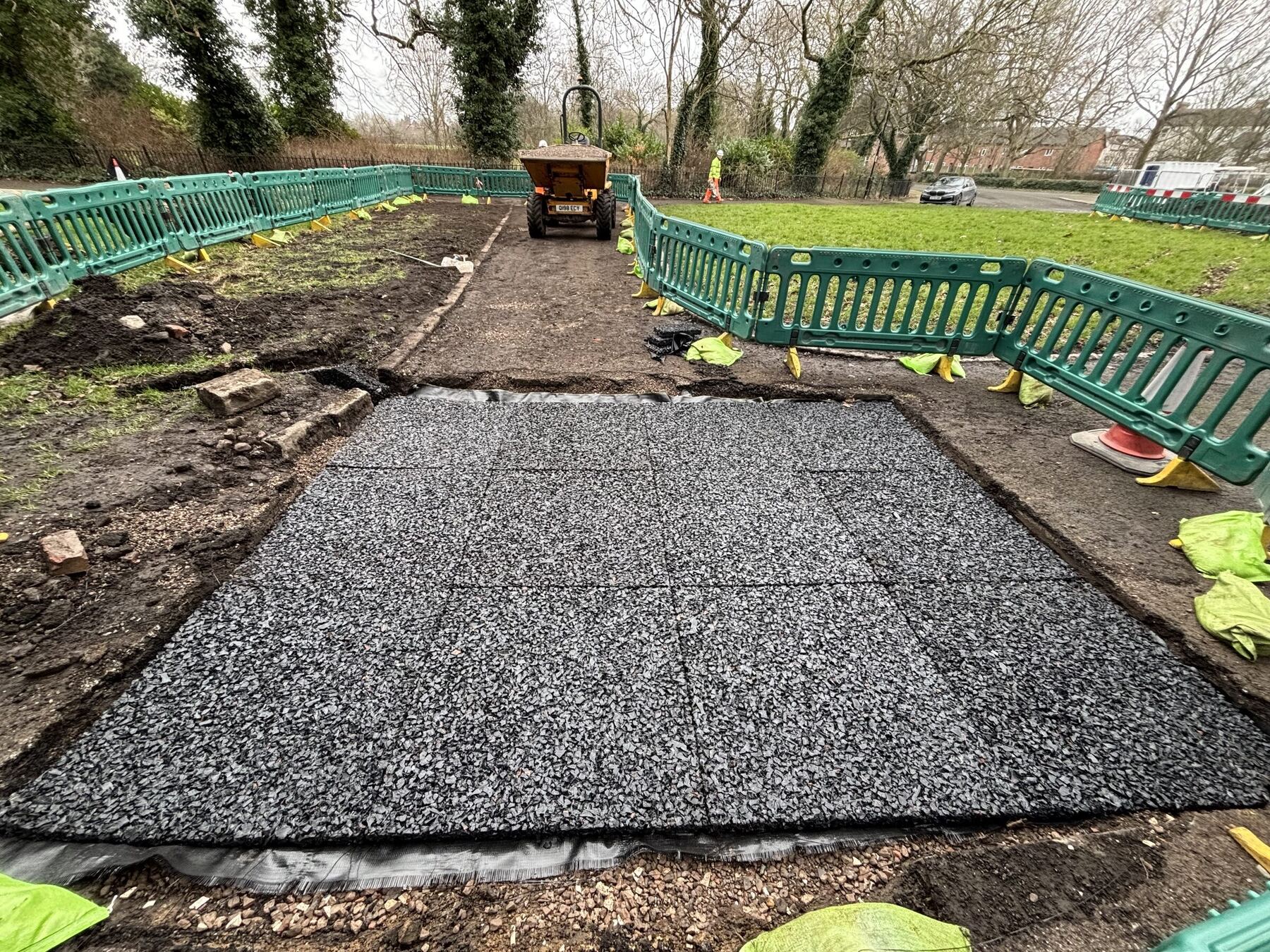Instalación de alfombras de drenaje Rosehill en Newsham Park